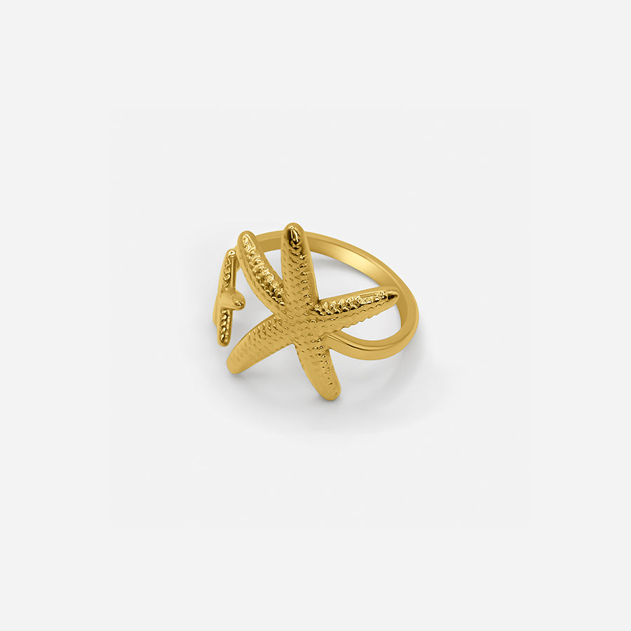 Golden Starfish Ring – A Touch of the Sea for Your Look