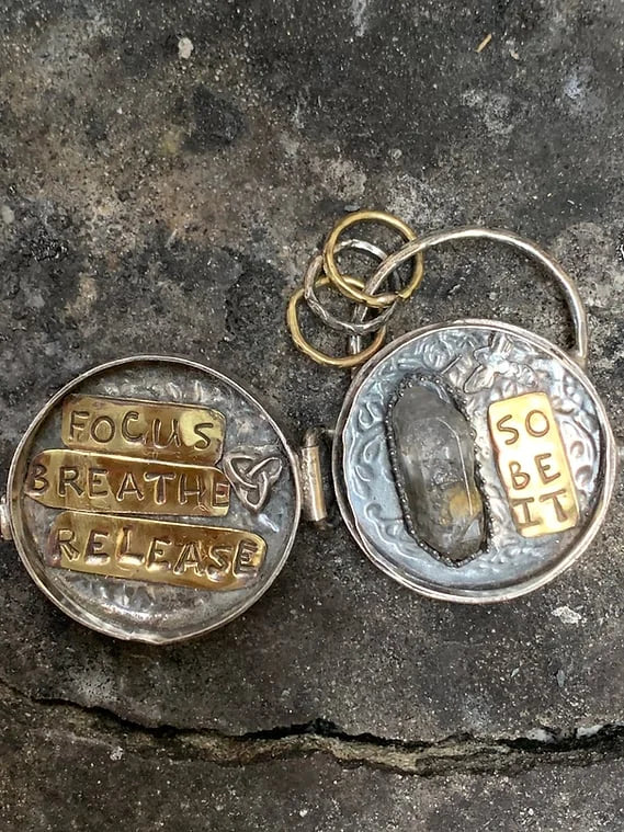 GraceLocket™ Keep Memories Close