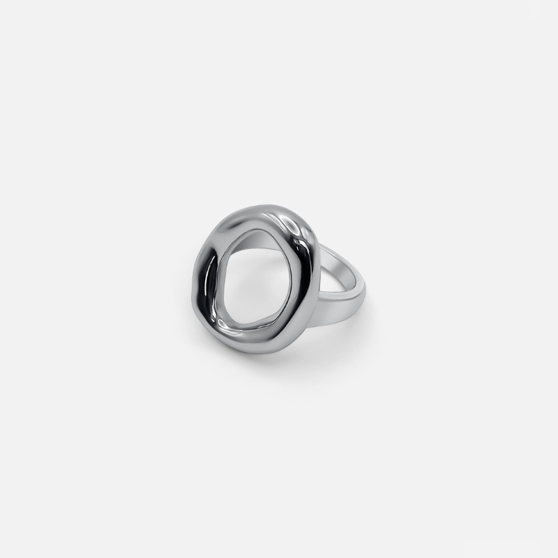 Silver Oval Ring with Hollow Design – Minimalist Elegance for Every Day