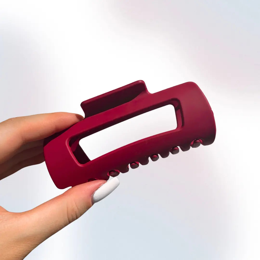 FlexiClip™ Effortless All-Day Hold