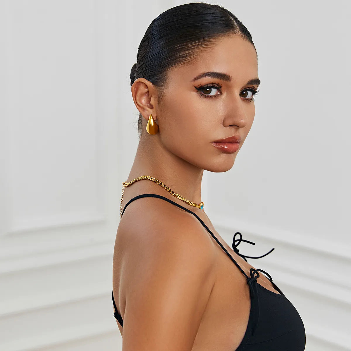 ShineDrop™ Feminine Statement Glow