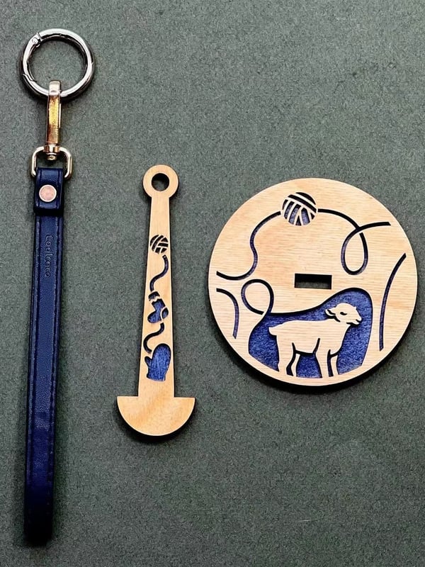 FiberDock™ Tangle Free Knitting