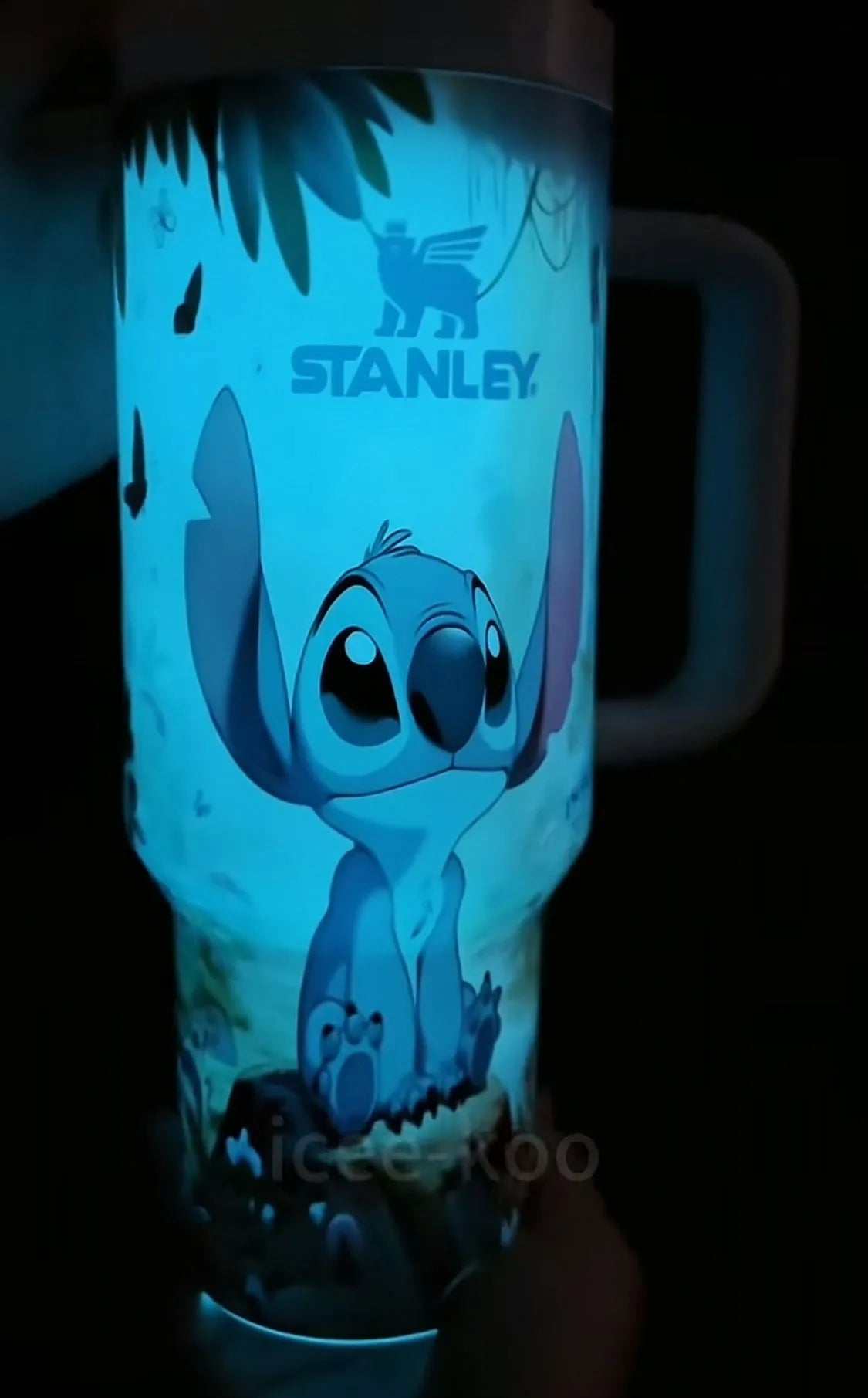 FestiveSip™ Sip With Cheer