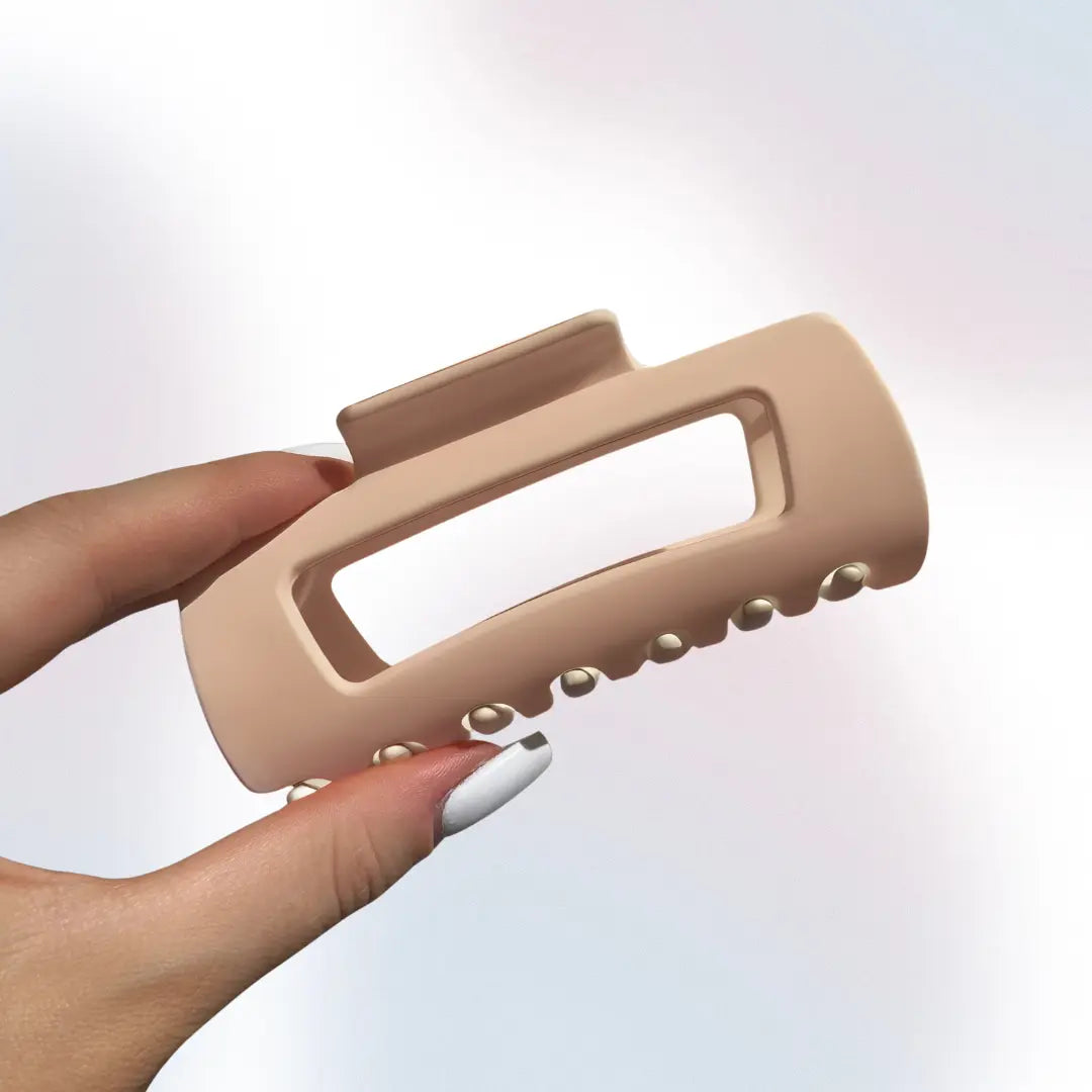 FlexiClip™ Effortless All-Day Hold