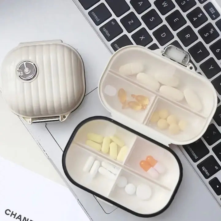 MediMate™ Pocket Pills Keeper