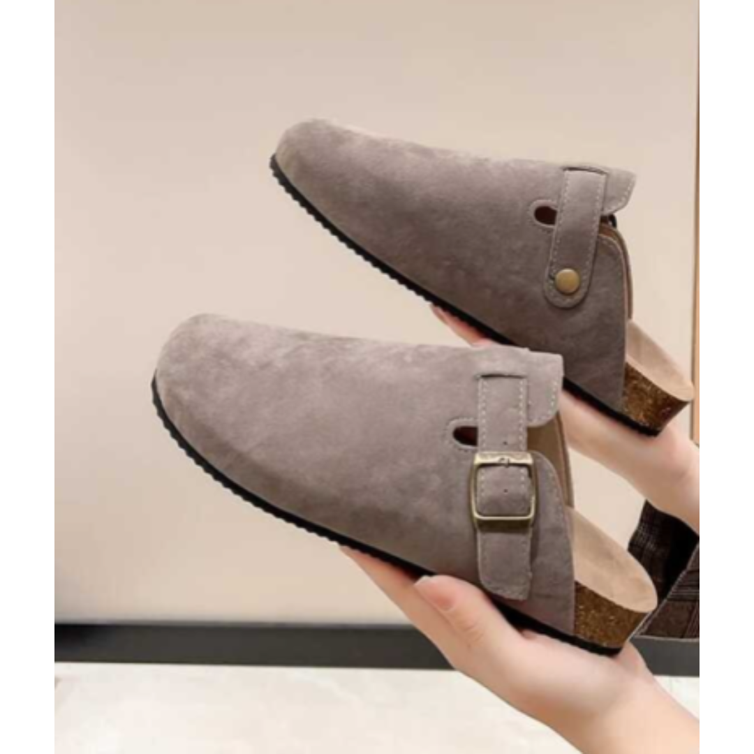 Flat Clogs for Unisex | Slip-on Shoes