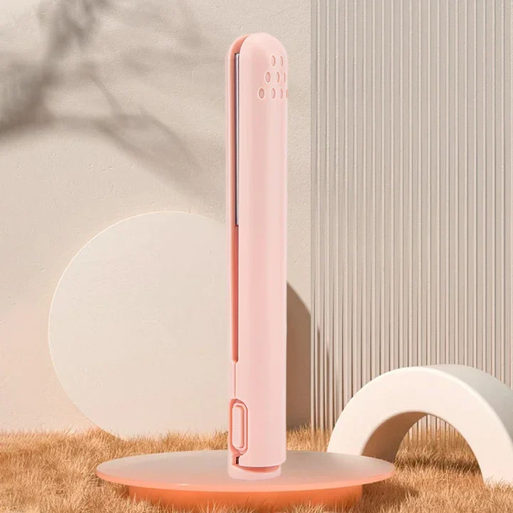 GlamGlide™ Compact Travel Tool