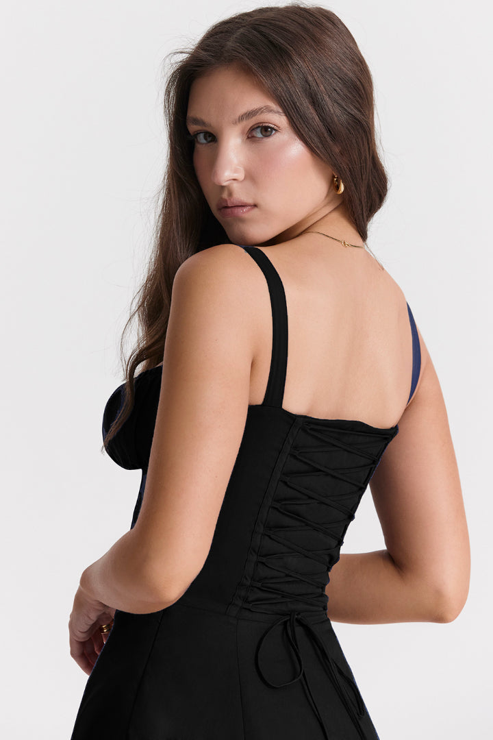 Soleil™ Flattering Flowing Silhouette