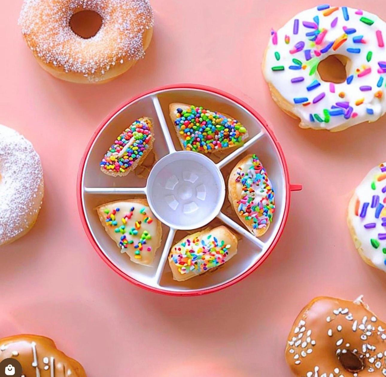 YumSpinner™ Playful Snack Buddy