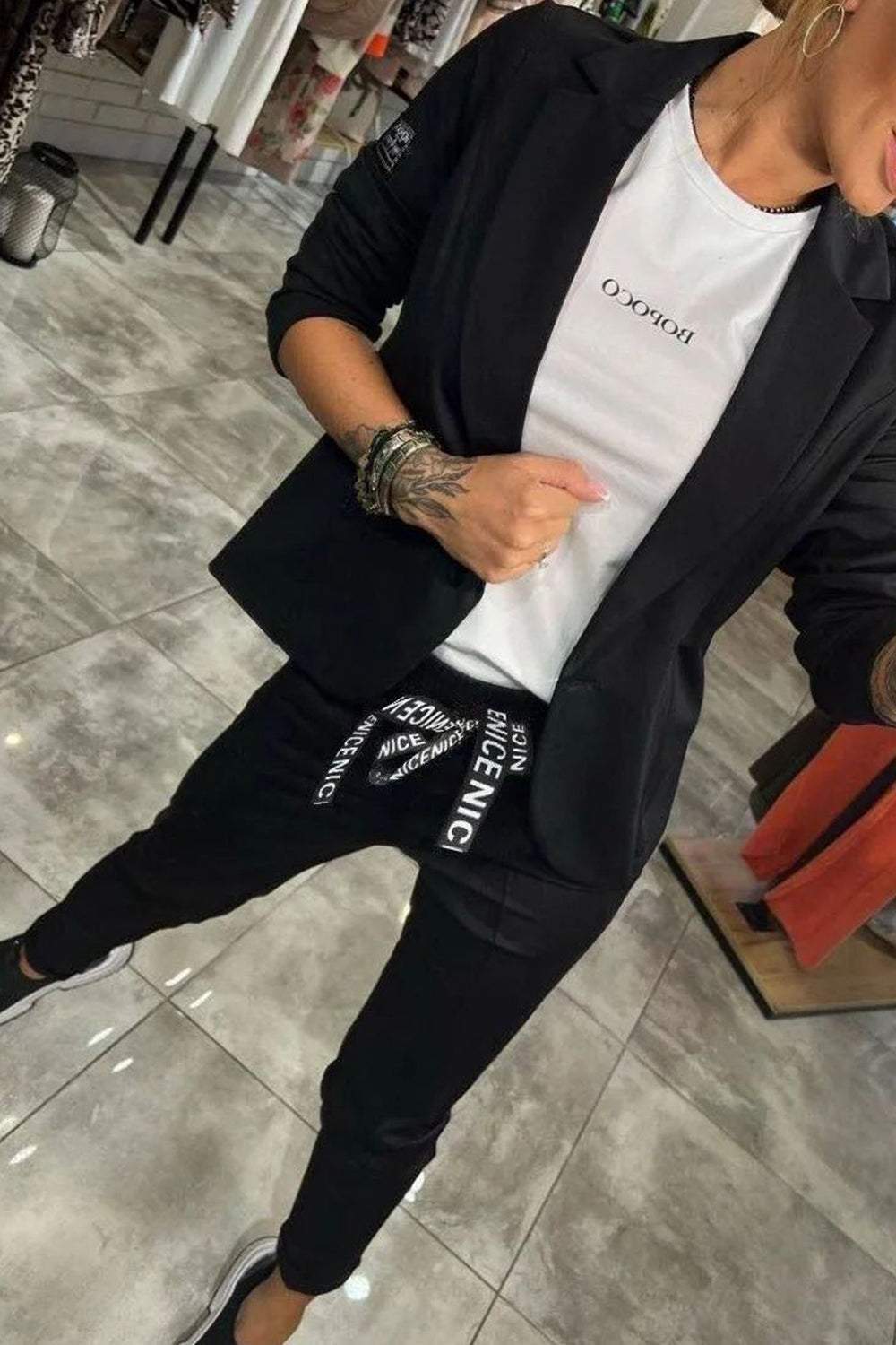 Neveah™ Effortlessly Put Together