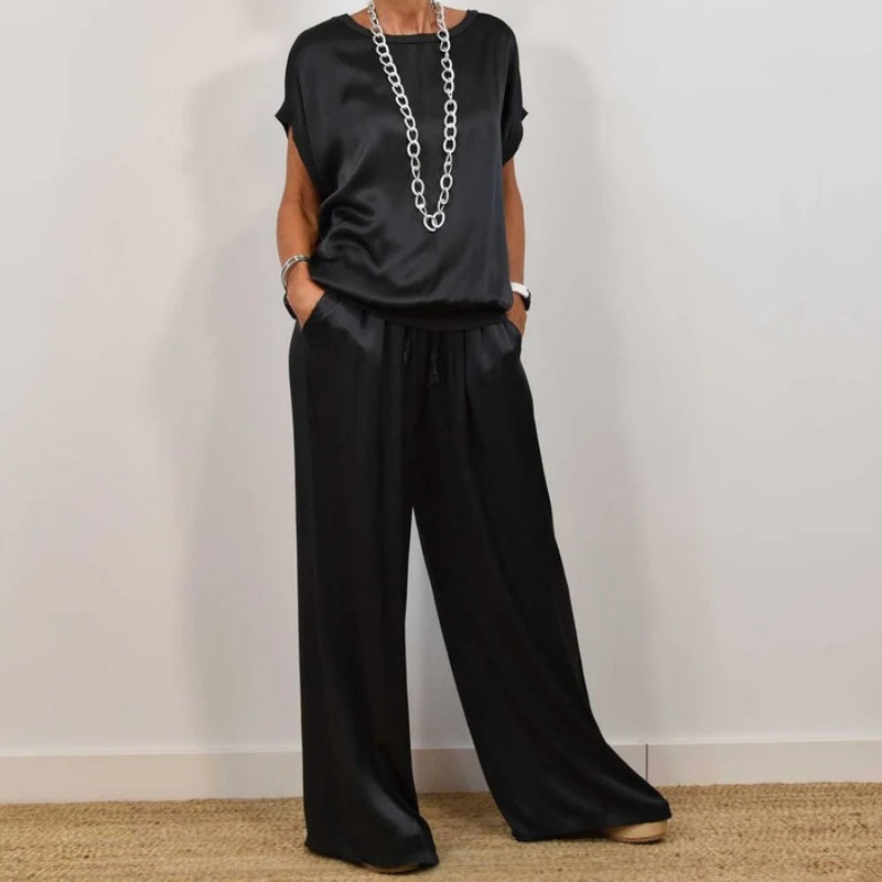 Calista™ Elegant and Stylish Ensemble